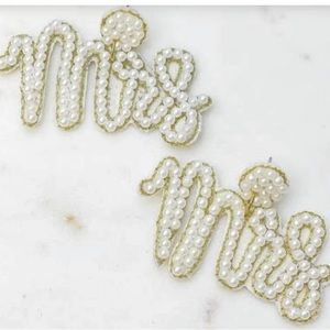 Mrs Pearl Beaded Earrings